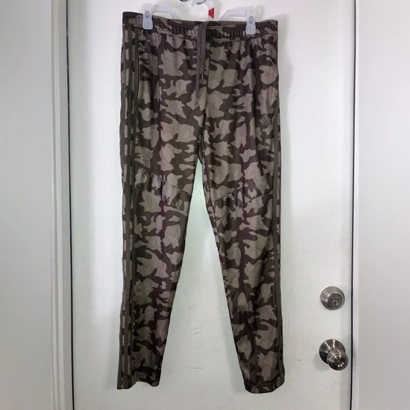Like New Adidas Camouflage Joggers Slim Fit Soccer Pants - Picture 2 of 5